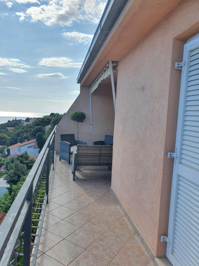 Apartment Zadoda Omiš Exterior foto