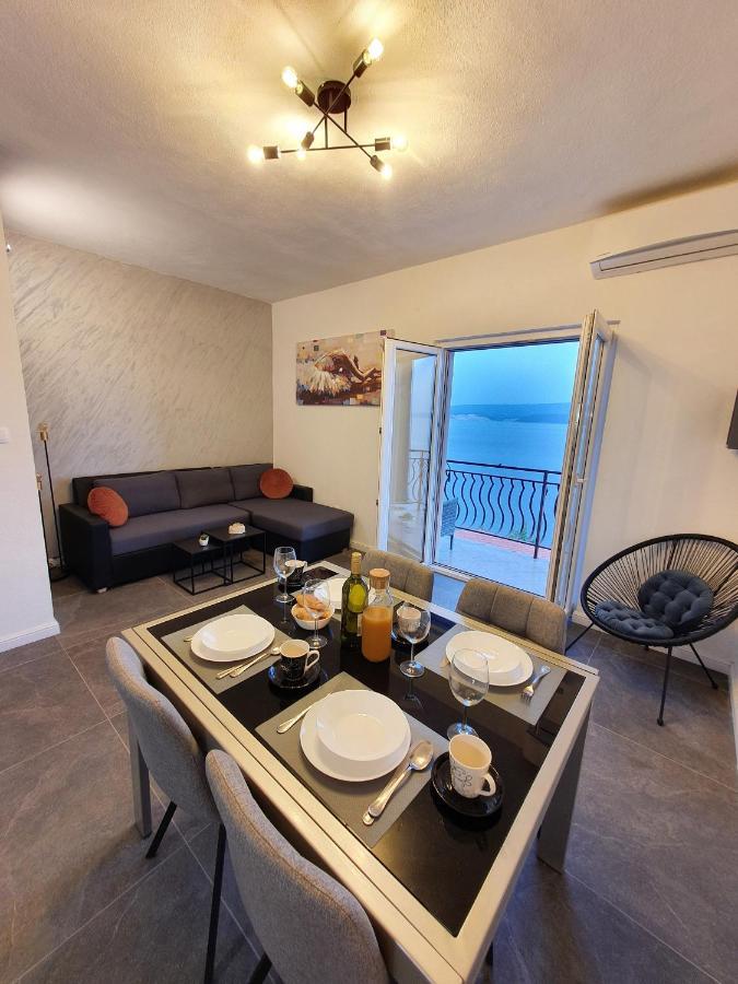Apartment Zadoda Omiš Exterior foto