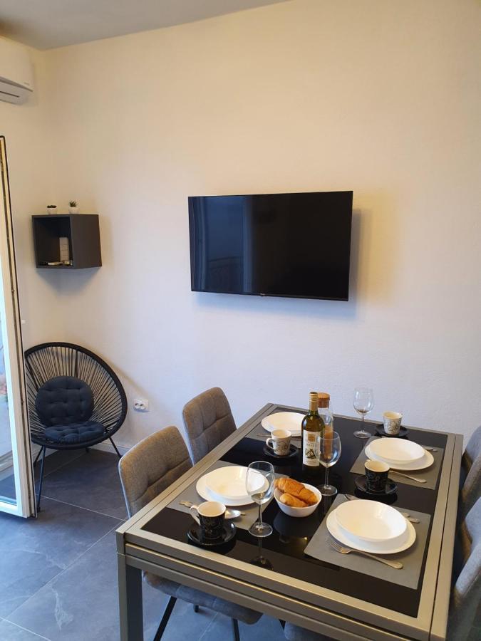 Apartment Zadoda Omiš Exterior foto